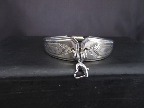SPB009 Silver Plated Bracelet - Symmetrical